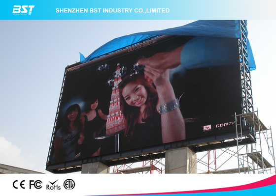 Tingkat Refresh Rate Tinggi 6mm Pixel Pitch Full Color Outdoor LED Display untuk Iklan Dinamis