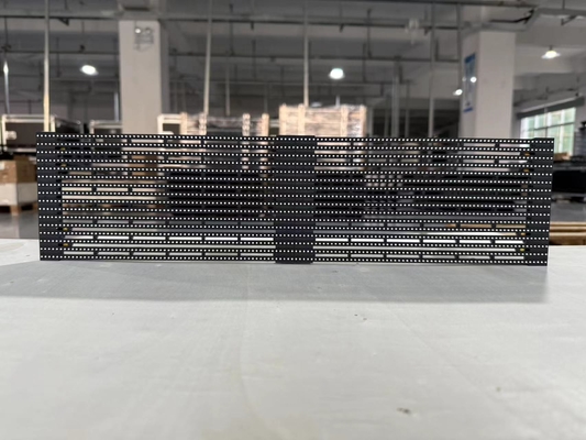 500mmX1000mm Transparan Ultra Thin, Lightweight LED Screen untuk kebutuhan dalam ruangan / luar ruangan
