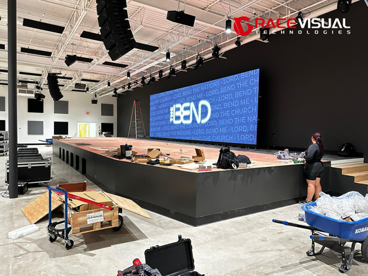Panel 500x500mm CCC/CE Certified LED Video Wall 28W 160° sudut pandang Konfigurasi kustom Sistem Auto-Lock
