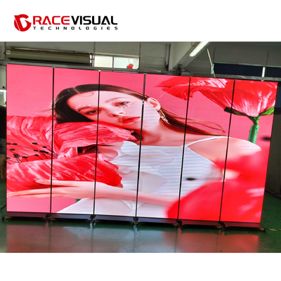 IP Series Indoor 640mmx1920mm Indoor LED Display Poster Dengan Base Roda, Digunakan Secara Individual Atau Cascading